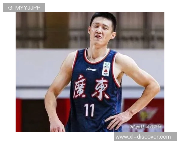 周鹏的篮球之路：从青涩少年到赛场传奇的辉煌历程与心路历程